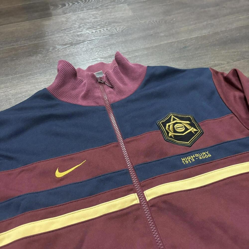 vintage Nike arsenal highbury 1913-2006 track jacket 00S L